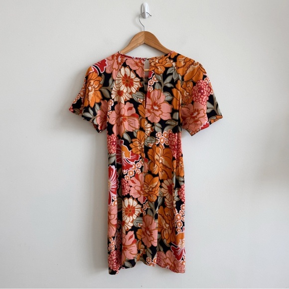 MINKPINK • Rey Raglan Mini Tee Dress - Picture 6 of 13